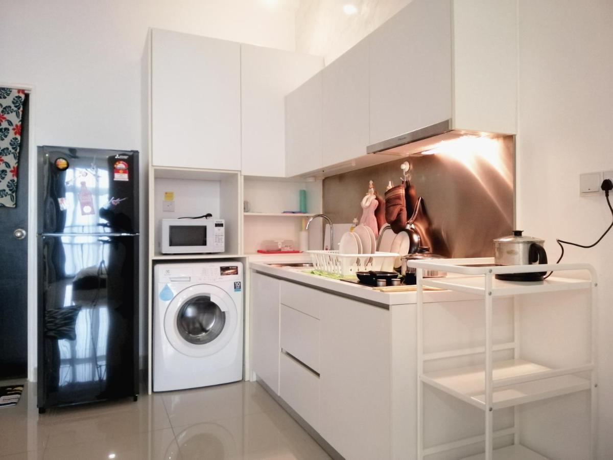 Delight Homestay Twin Galaxy Johor Bahru Eksteriør billede