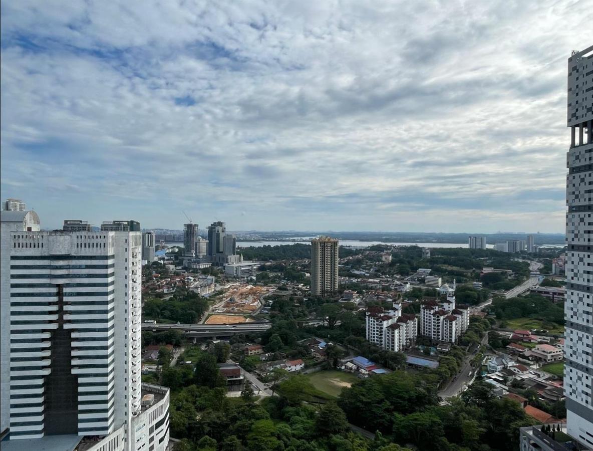Delight Homestay Twin Galaxy Johor Bahru Eksteriør billede